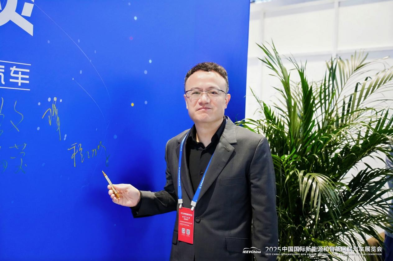 从地图到AI：四维图新程鹏详解汽车智能化&ldquo;新型Tier1&rdquo;的突围之路